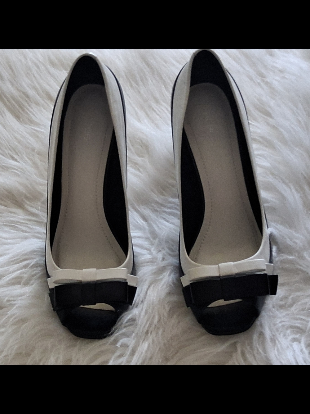 BCBG Generation Women's Shoe